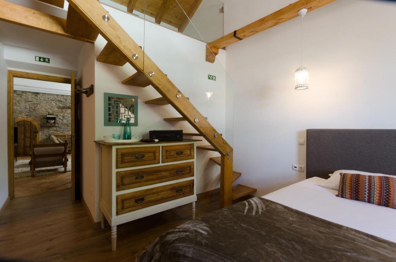 Pensjonat Casa Da Torre Minas de São Domingos Zewnętrze zdjęcie