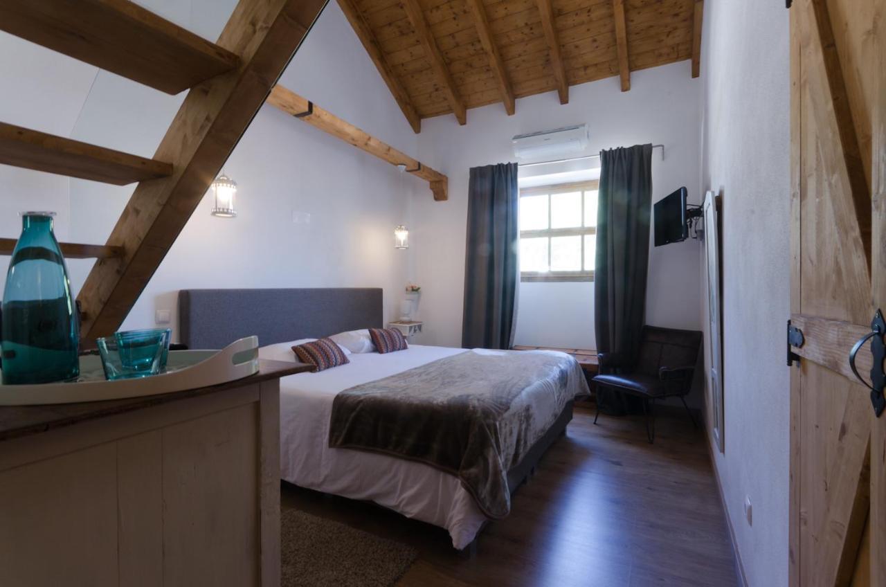 Pensjonat Casa Da Torre Minas de São Domingos Zewnętrze zdjęcie